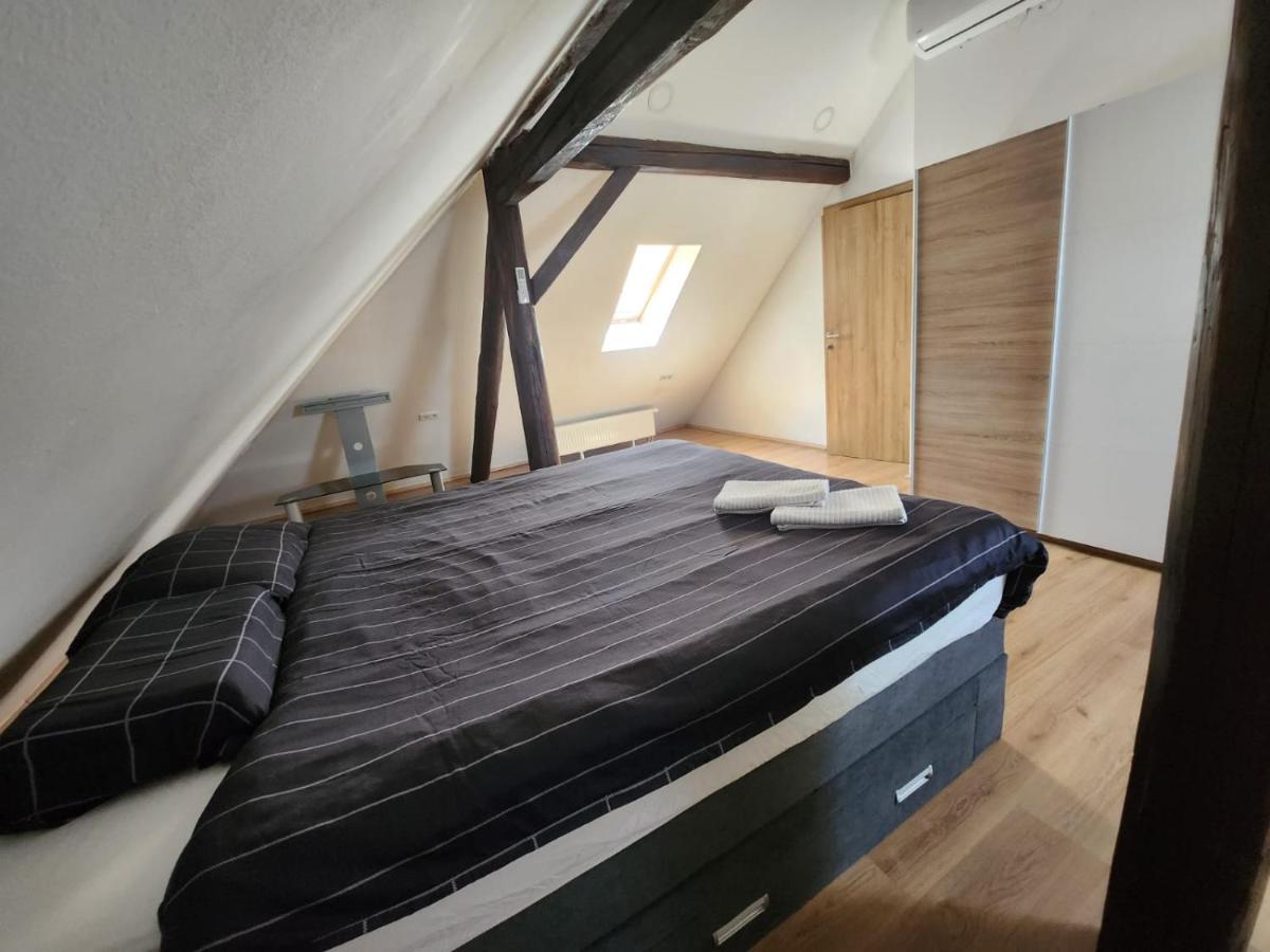 Apartman Buzanova 001 Apartment Zagreb Bagian luar foto