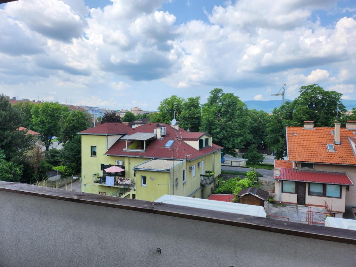 Apartman Buzanova 001 Apartment Zagreb Bagian luar foto